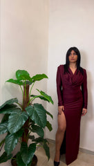 Dress Susan – Eleganza Scenografica con Spacco Laterale