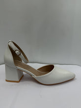 Tacco basso con cinturino