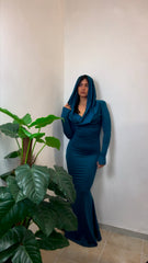 Abito Kim – Seduzione Urbana con Dettagli Unici