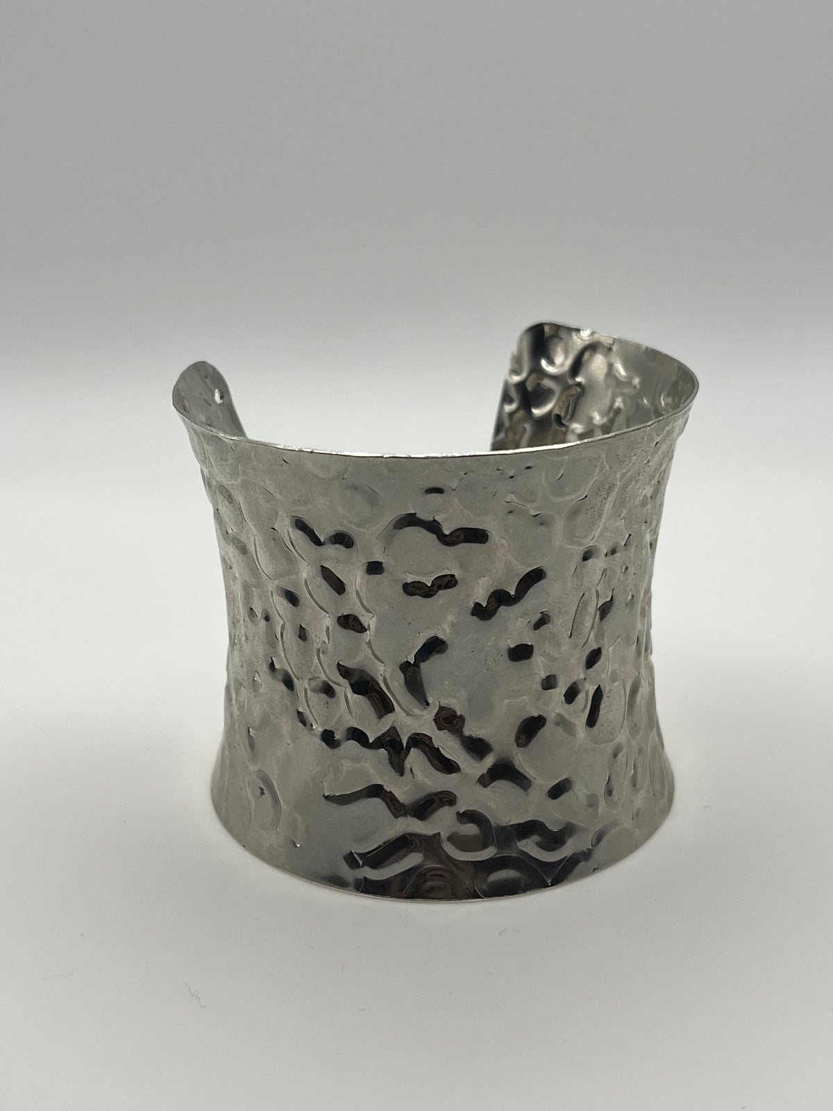 Bracciale rigido modello Cleopatra argento