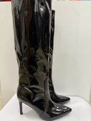 Stivale con tacco a spillo in vernice